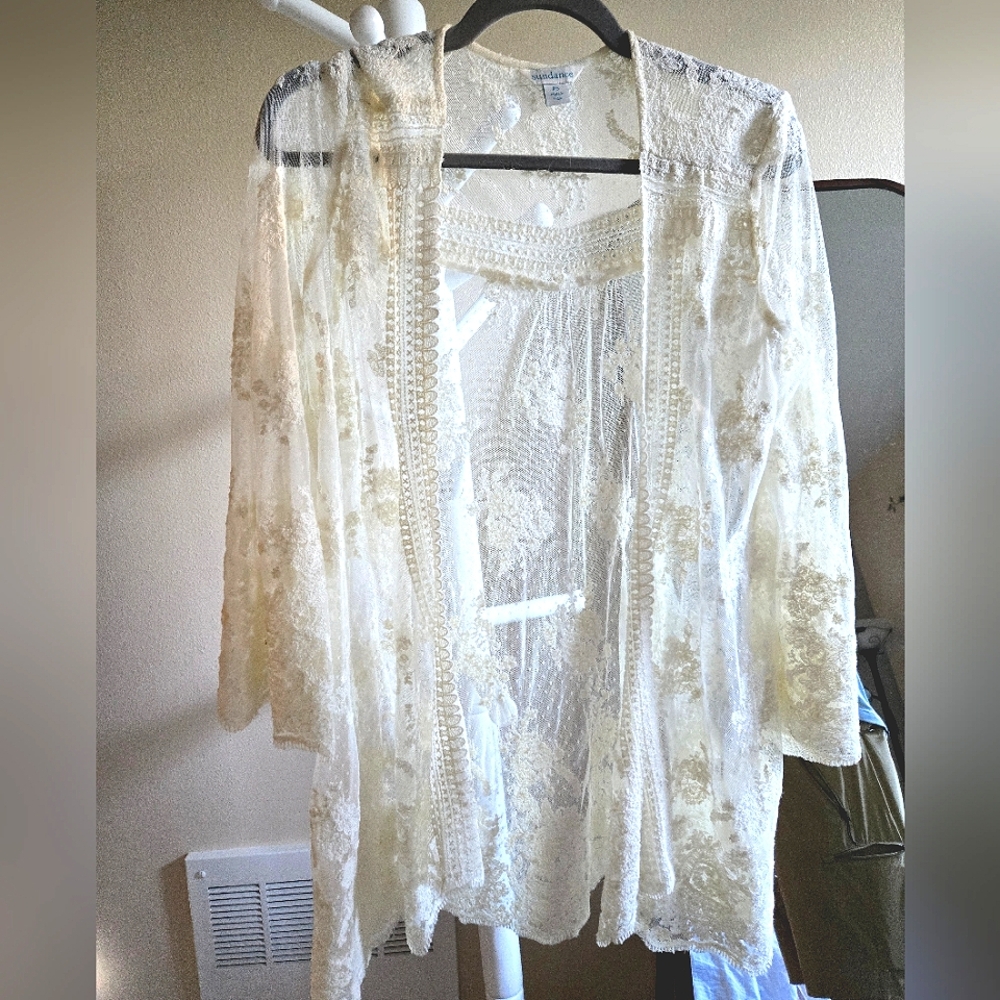 Elegant Lace Kimono Cardigan